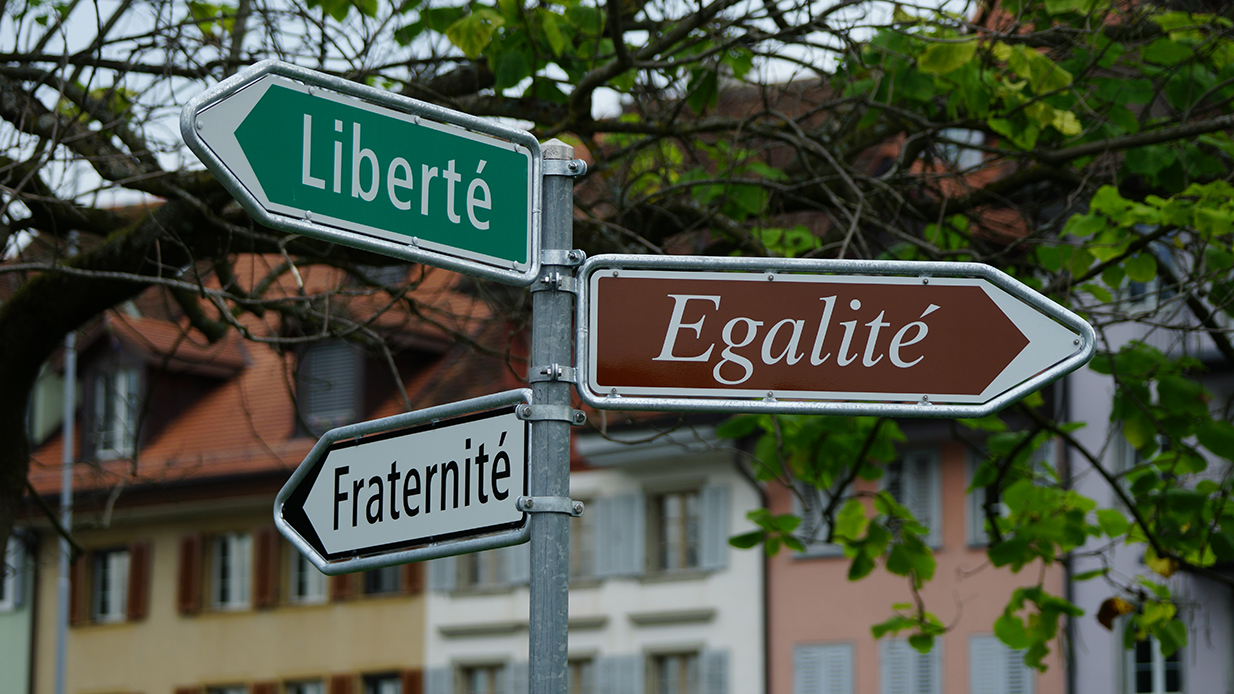 Ortsbild von weg weisend